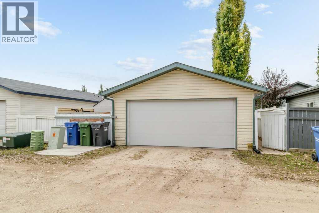 58 Drummond Close, Red Deer, Alberta  T4R 3E2 - Photo 28 - A2319785