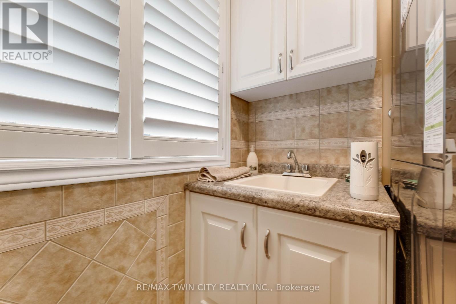 60 Chandos Drive, Kitchener, Ontario  N2A 3C2 - Photo 15 - X13429184