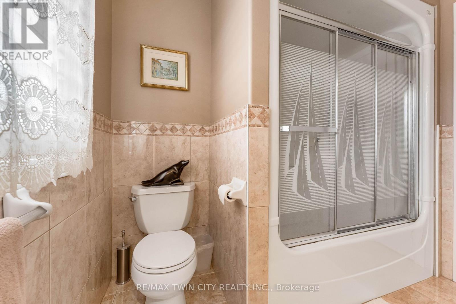 60 Chandos Drive, Kitchener, Ontario  N2A 3C2 - Photo 30 - X13429184