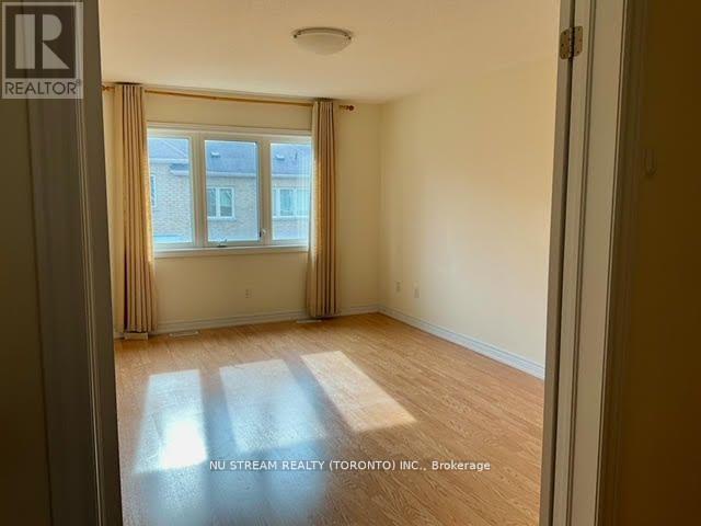 9 Sibbald Avenue, Markham, Ontario  L6C 0M9 - Photo 2 - N13426892