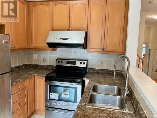 9 Sibbald Avenue, Markham, Ontario  L6C 0M9 - Photo 3 - N13426892