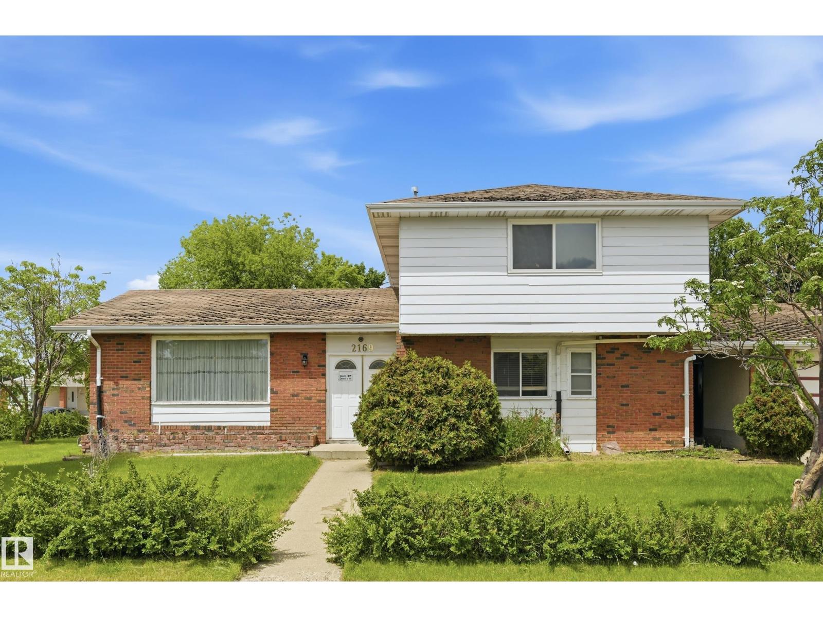2169 78 St NW, Edmonton, Alberta  T6K 2E4 - Photo 3 - E4492903