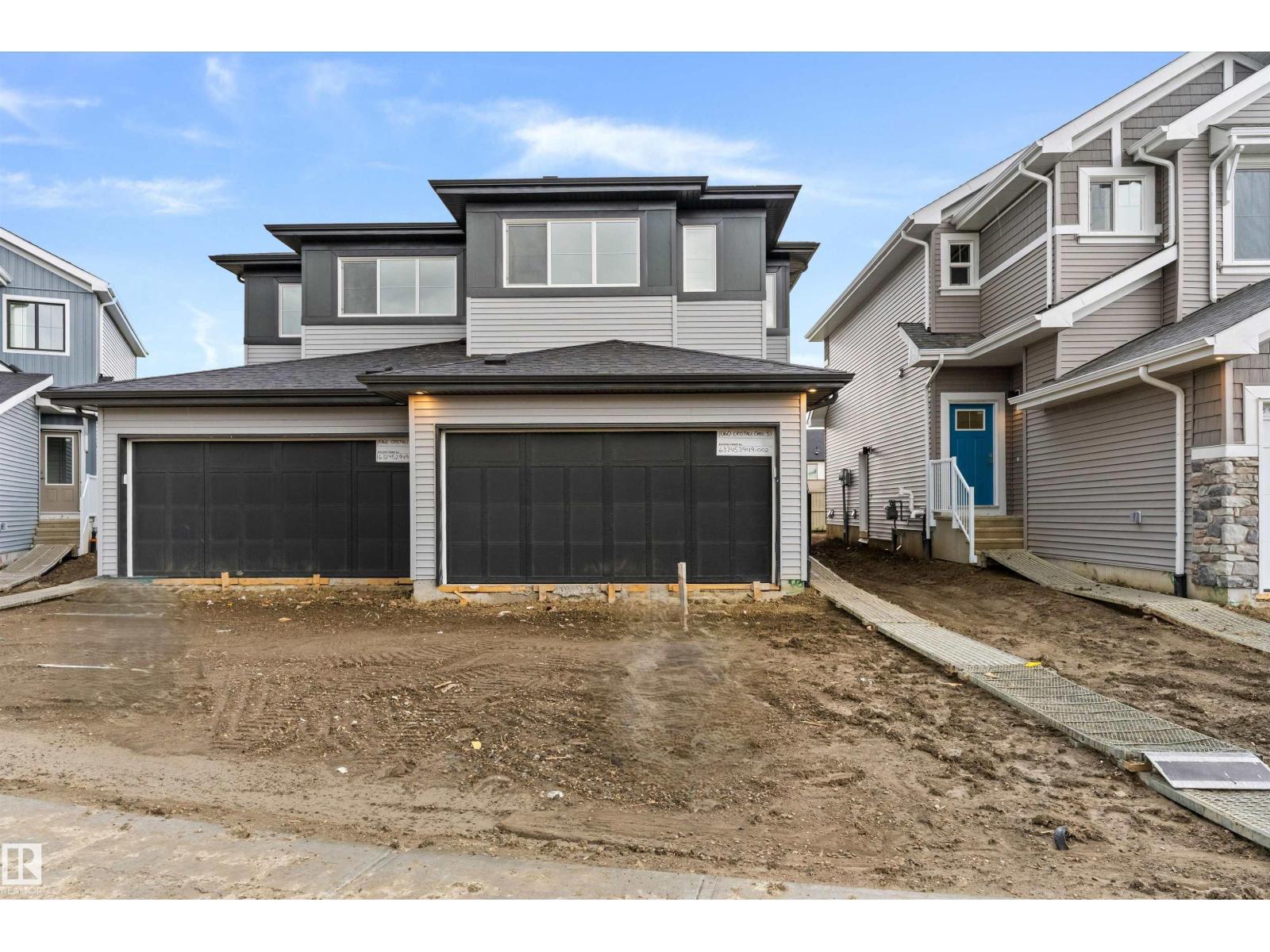 1060 CRISTALL CR SW, Edmonton, Alberta