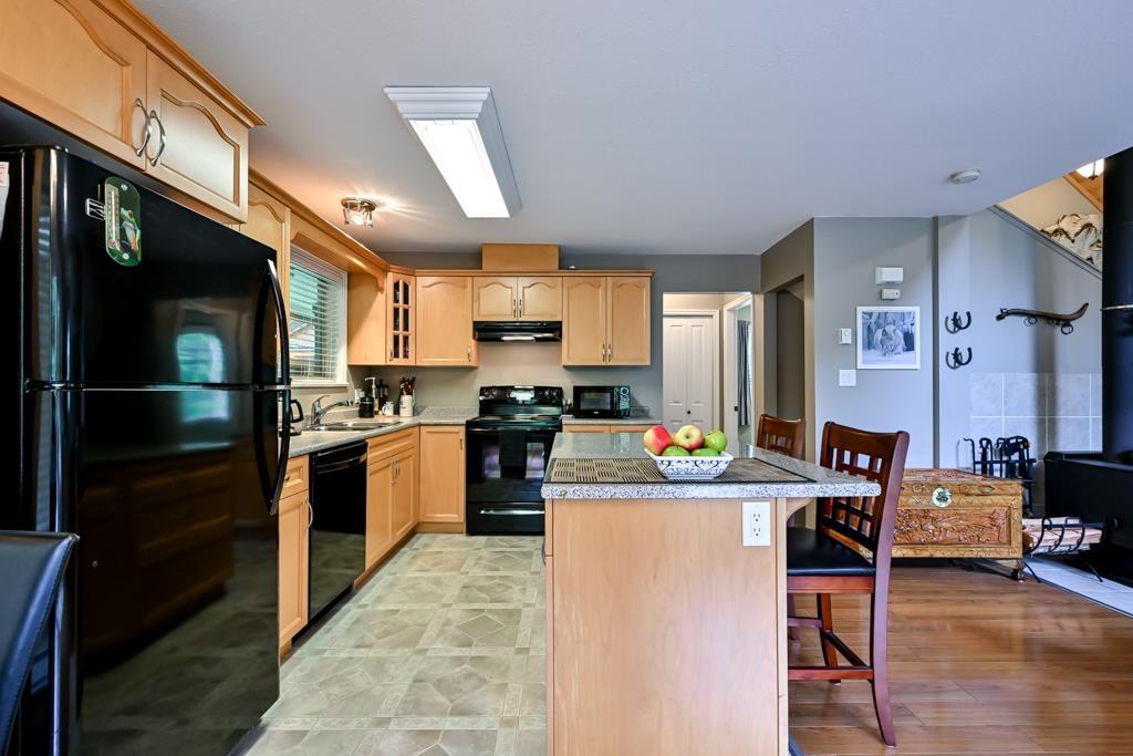 14883 Parkwood Street, Sunshine Valley, Sunshine Valley, British Columbia  V0X 1L5 - Photo 11 - R3134443