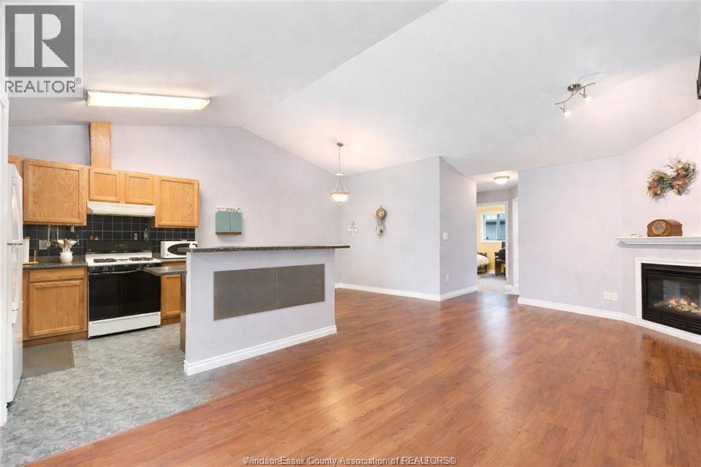 4924 Sixth Street, Windsor, Ontario  N9E 4X2 - Photo 4 - 26012783