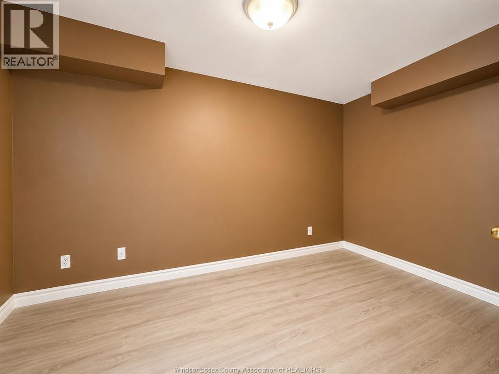 4924 Sixth Street, Windsor, Ontario  N9E 4X2 - Photo 10 - 26012783