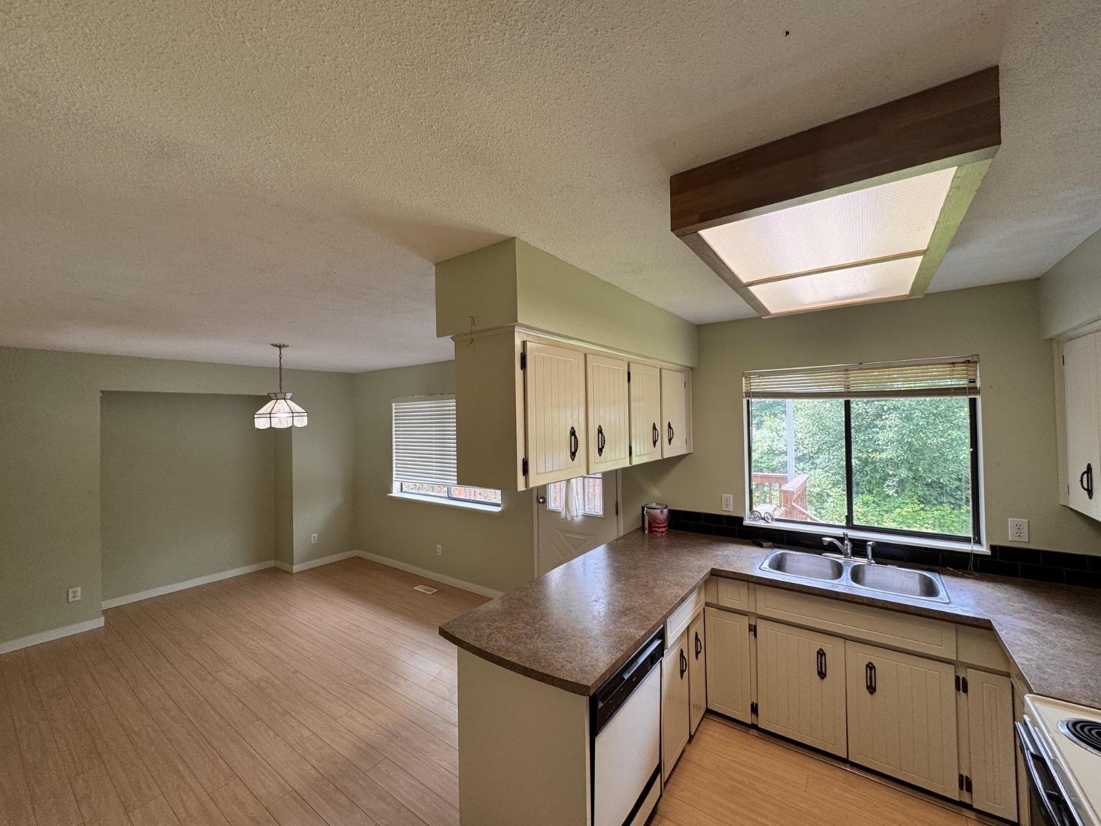 8839 156a Street, Surrey, British Columbia  V4N 2Y2 - Photo 1 - R3134622