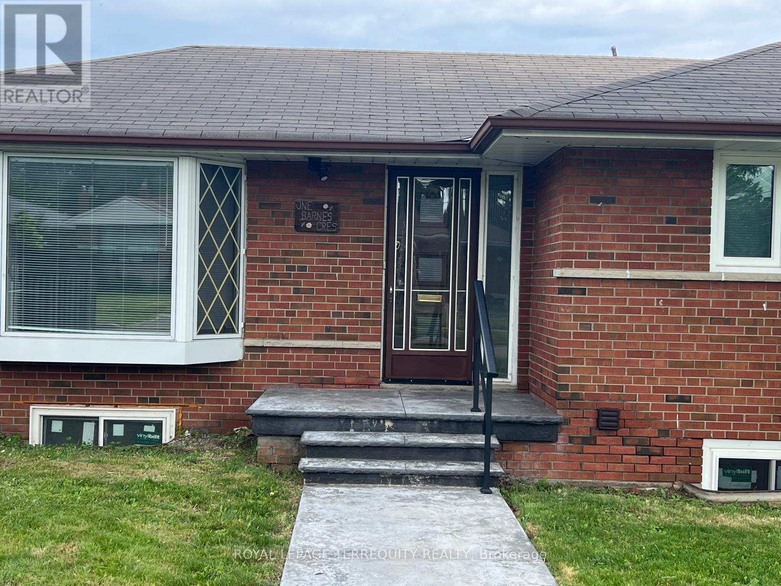 1 Barnes Crescent, Toronto, Ontario  M1G 1Z8 - Photo 2 - E12830924