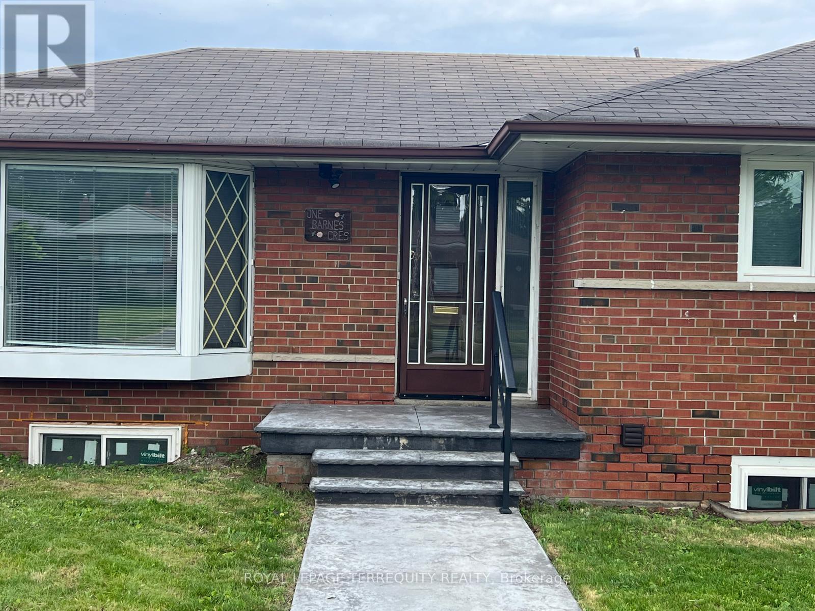 1 Barnes Crescent, Toronto, Ontario  M1G 1Z8 - Photo 3 - E12830924
