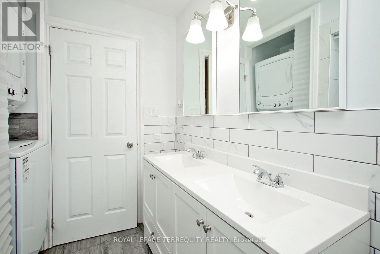 1 Barnes Crescent, Toronto, Ontario  M1G 1Z8 - Photo 34 - E12830924