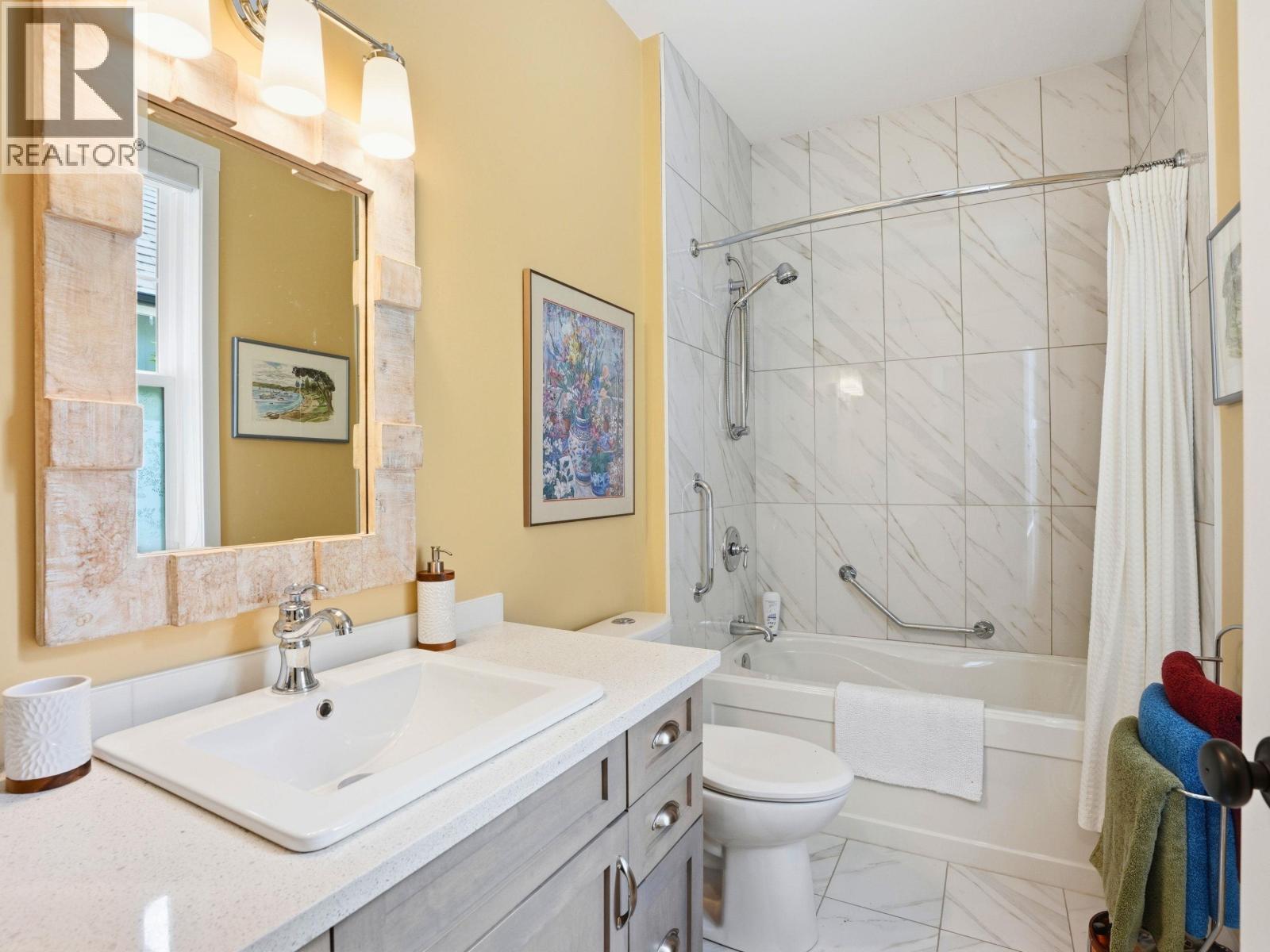795 Madison Place, Gibsons, British Columbia  V0N 1V1 - Photo 20 - R3134847