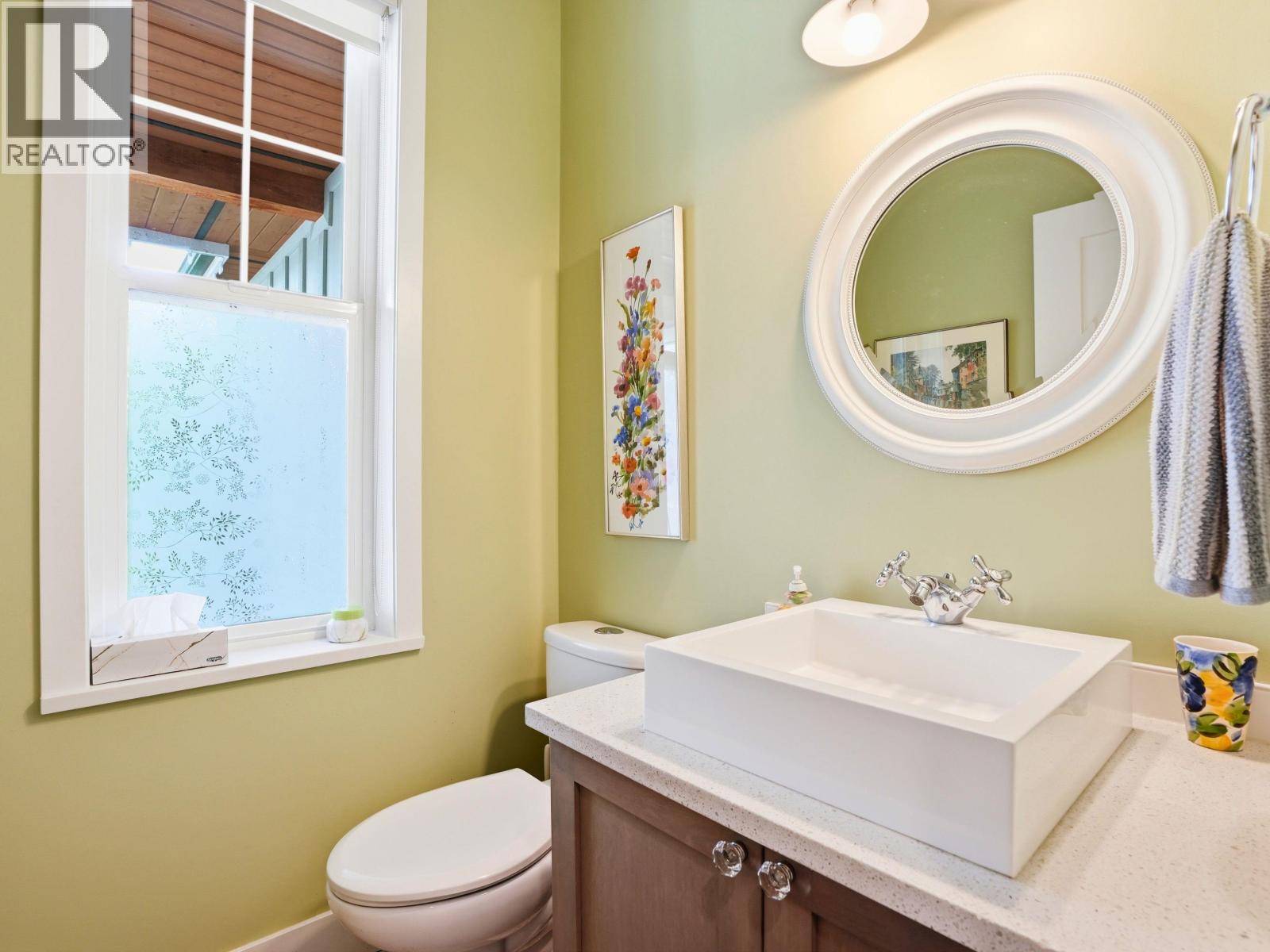 795 Madison Place, Gibsons, British Columbia  V0N 1V1 - Photo 22 - R3134847