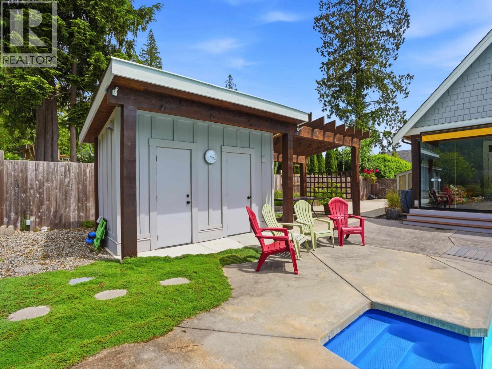 795 Madison Place, Gibsons, British Columbia  V0N 1V1 - Photo 31 - R3134847