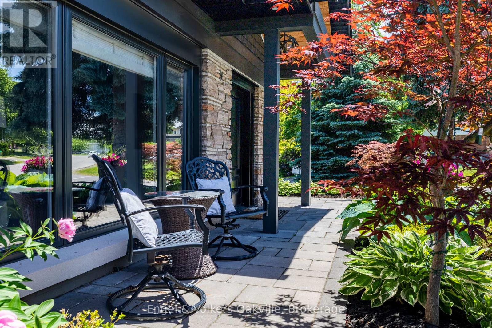 1188 Grange Road, Oakville, Ontario  L6H 1P7 - Photo 3 - W13429204