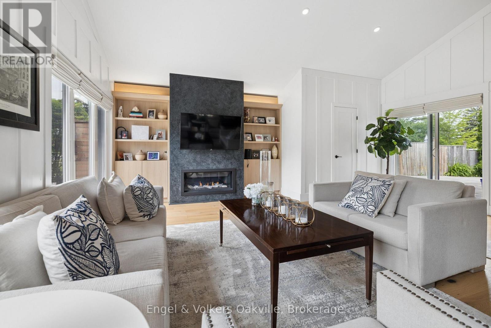 1188 Grange Road, Oakville, Ontario  L6H 1P7 - Photo 8 - W13429204