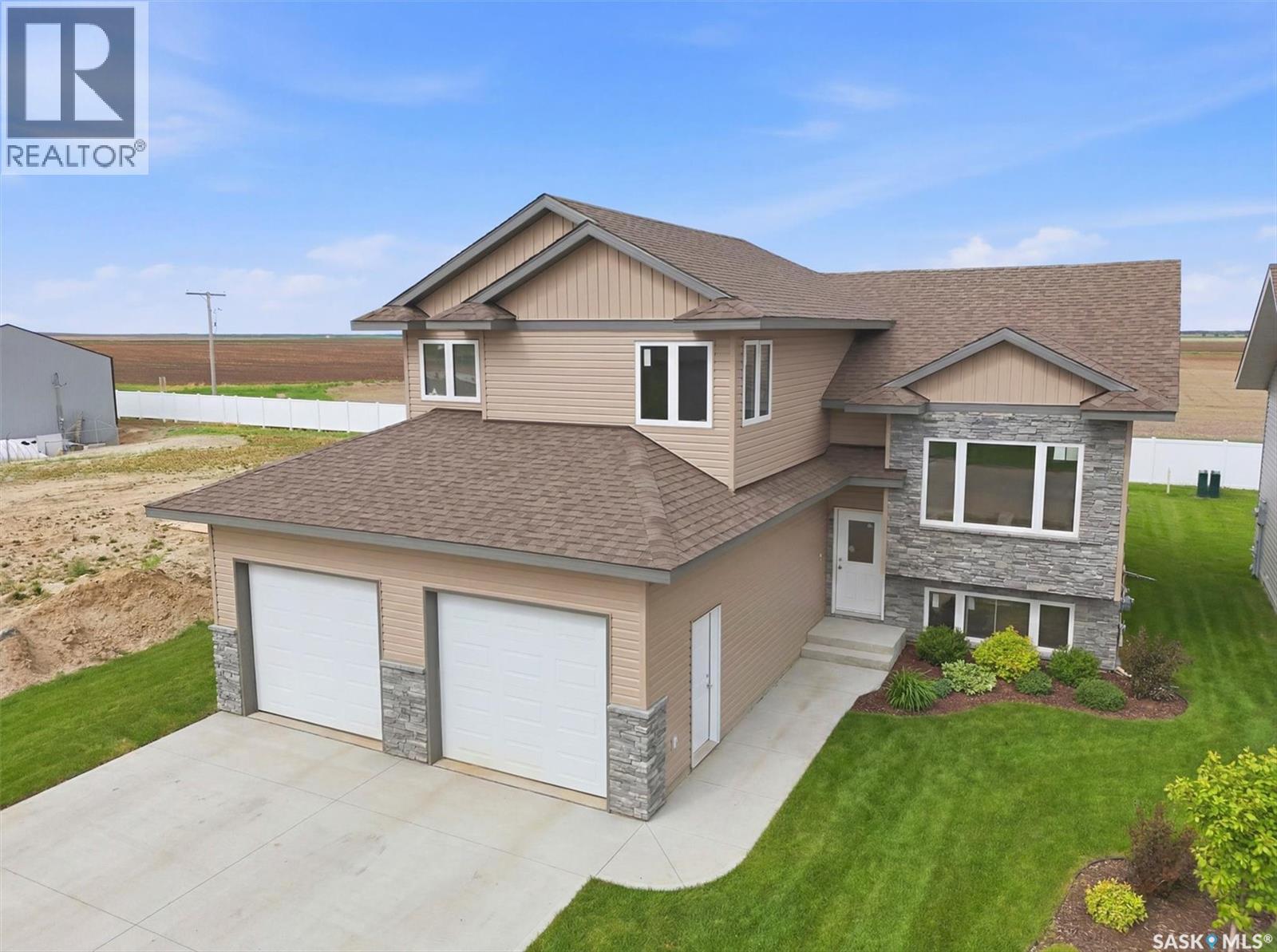270 Prairie Dawn DRIVE S, Dundurn, Saskatchewan
