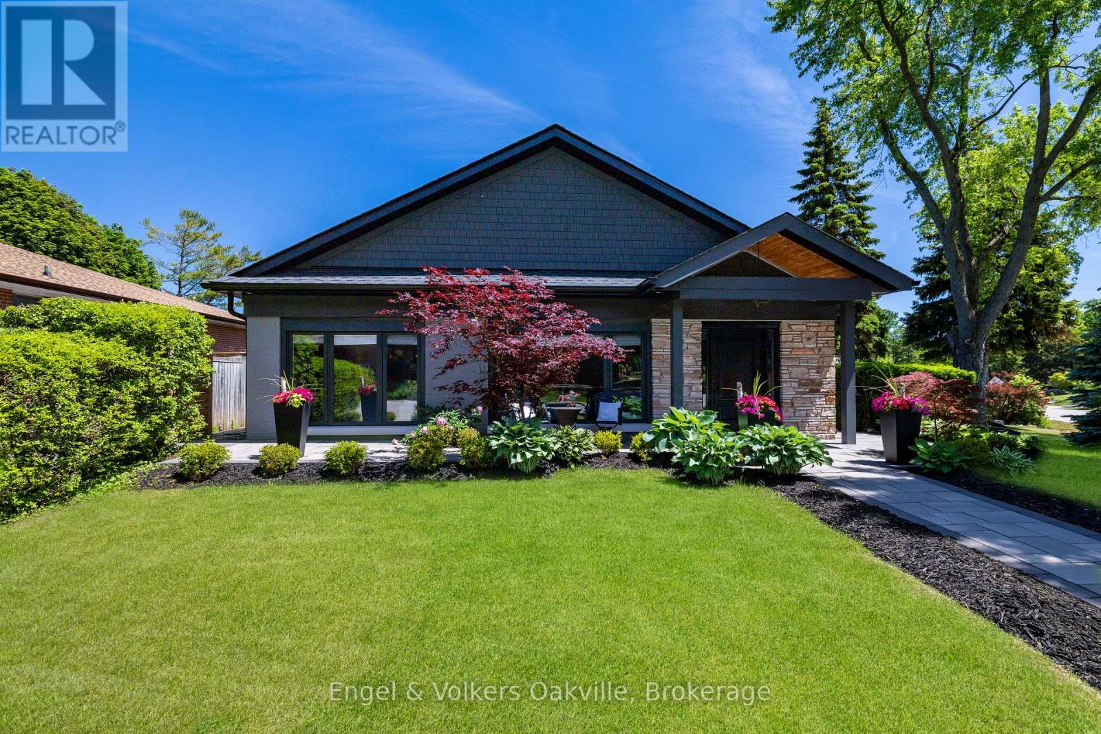 1188 Grange Road, Oakville, Ontario  L6H 1P7 - Photo 2 - W13429204
