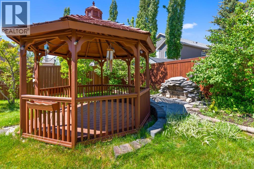 90 Royal Highland Road NW, Calgary, Alberta  T3G 4Y4 - Photo 30 - A2312514