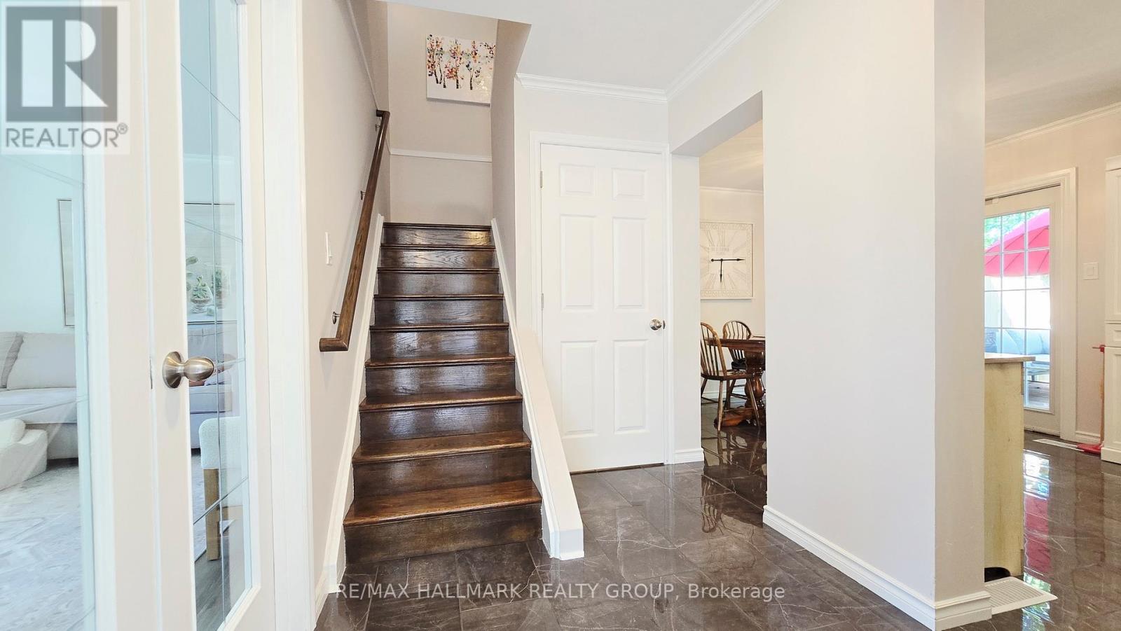 35 Seabrooke Drive, Ottawa, Ontario  K2L 2H8 - Photo 15 - X13429308