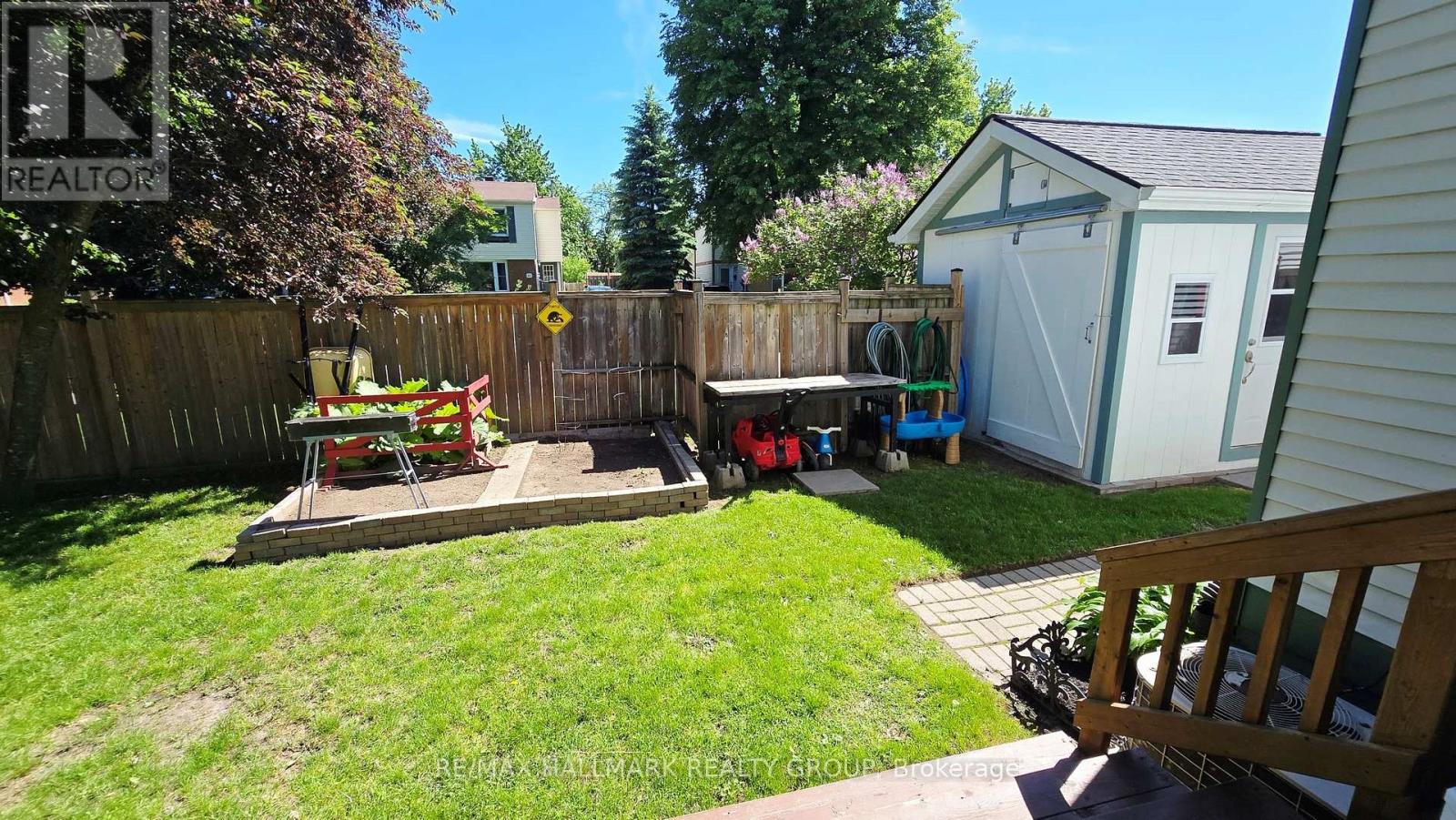 35 Seabrooke Drive, Ottawa, Ontario  K2L 2H8 - Photo 33 - X13429308
