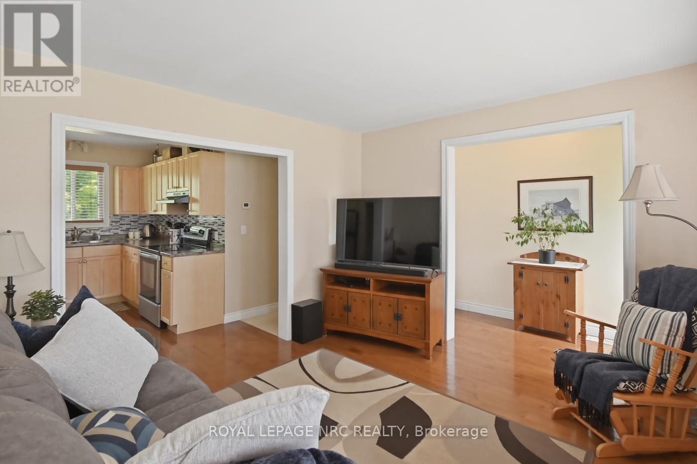 236 Deere Street, Welland, Ontario  L3B 2L8 - Photo 11 - X13429296