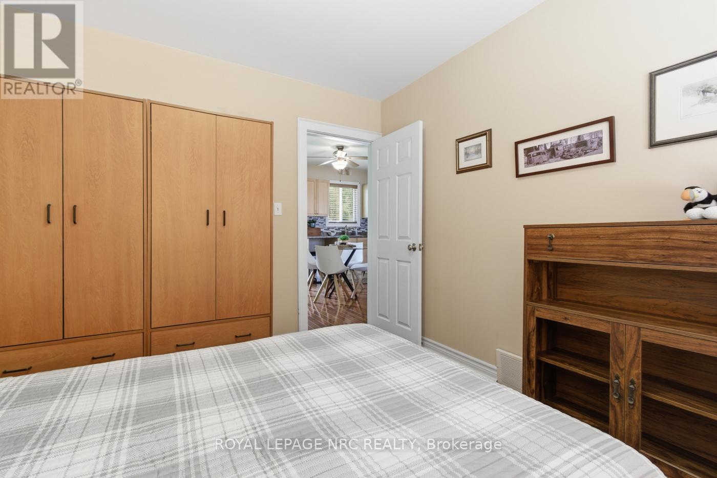 236 Deere Street, Welland, Ontario  L3B 2L8 - Photo 15 - X13429296