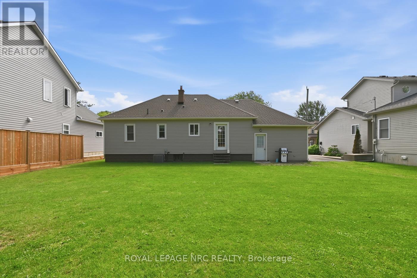 236 Deere Street, Welland, Ontario  L3B 2L8 - Photo 24 - X13429296
