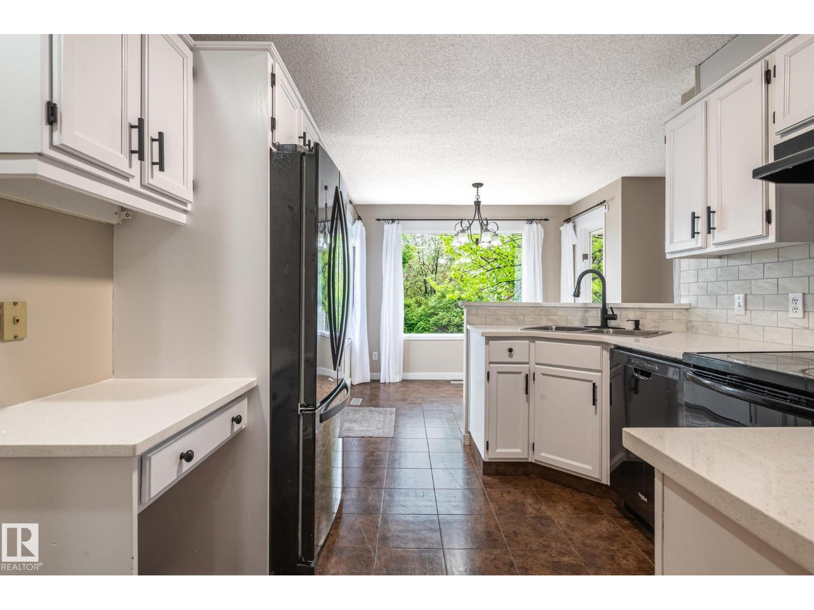 16811 91 St NW, Edmonton, Alberta  T5Z 2W7 - Photo 15 - E4491421