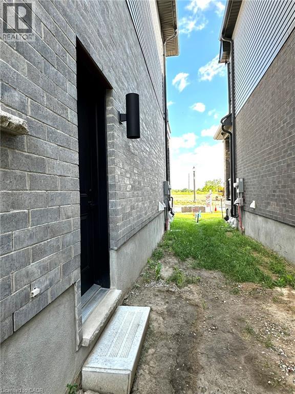 50 Jacob Detweiller Drive Unit# Lower, Kitchener, Ontario  N2P 0L1 - Photo 4 - 40838391