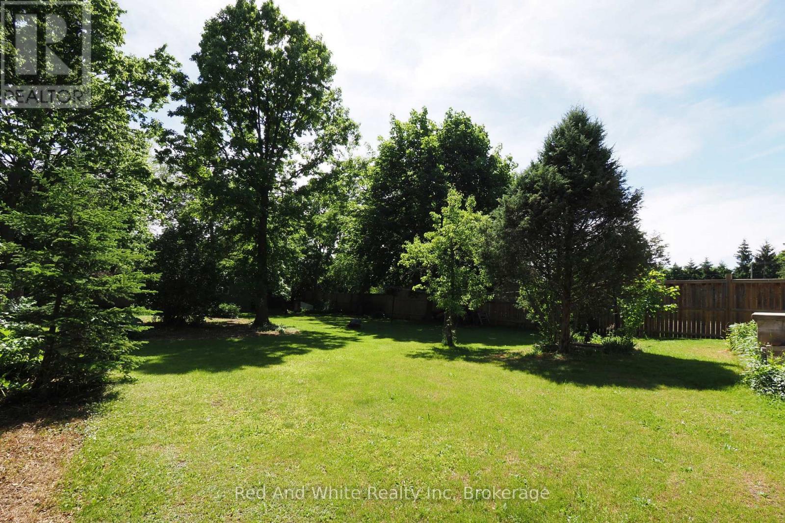 15 Horning Drive, Kitchener, Ontario  N2K 1H5 - Photo 35 - X13429326