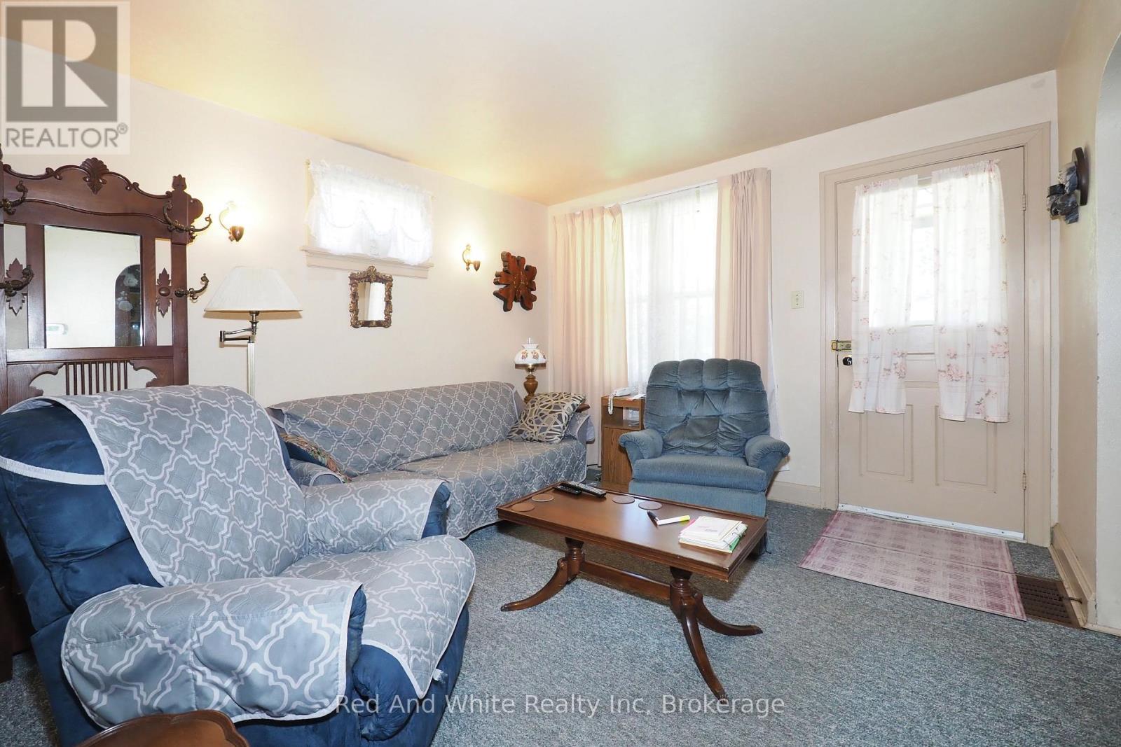 15 Horning Drive, Kitchener, Ontario  N2K 1H5 - Photo 8 - X13429326