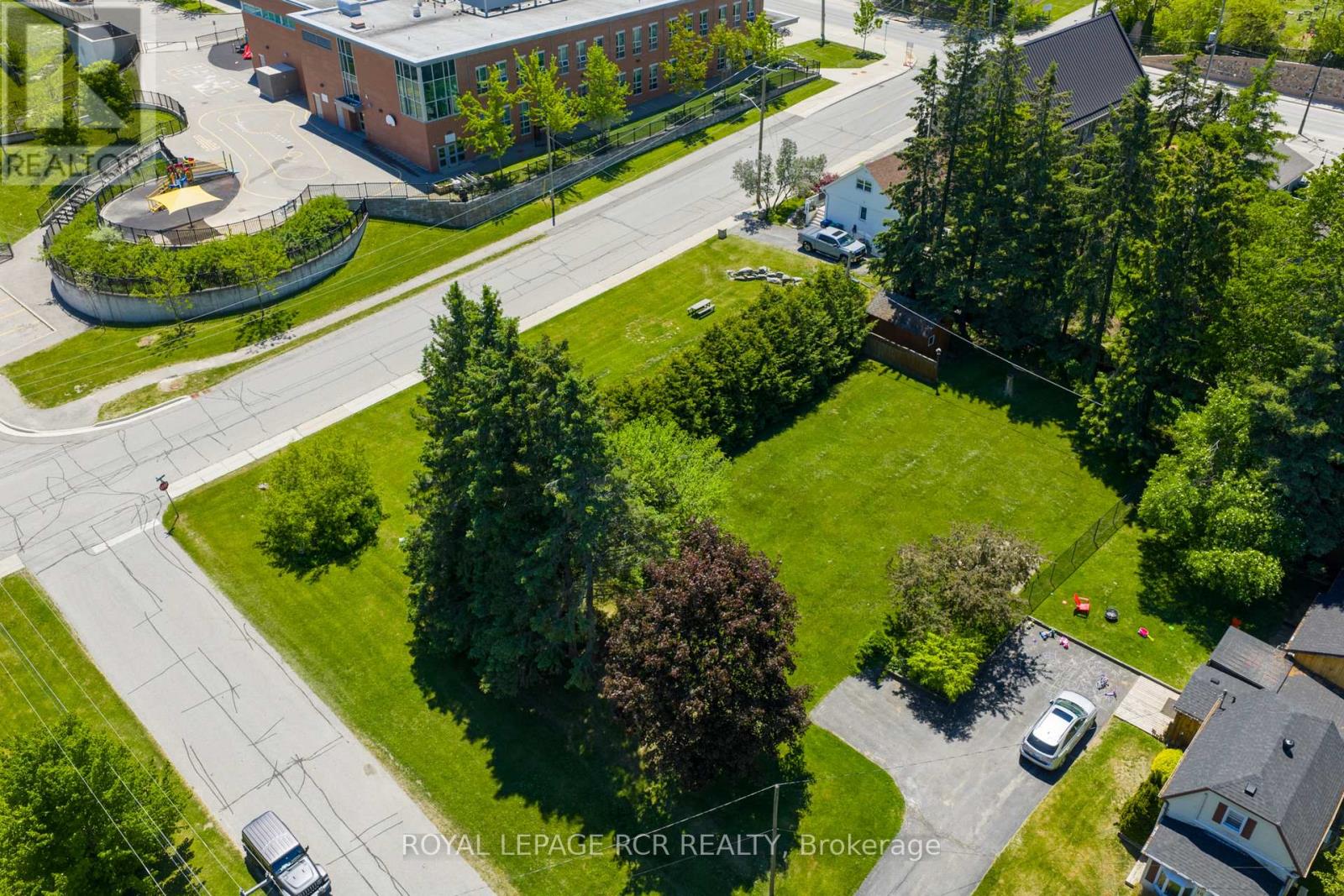 00 Charles Street, Caledon, Ontario  L7K 0E2 - Photo 8 - W13429274
