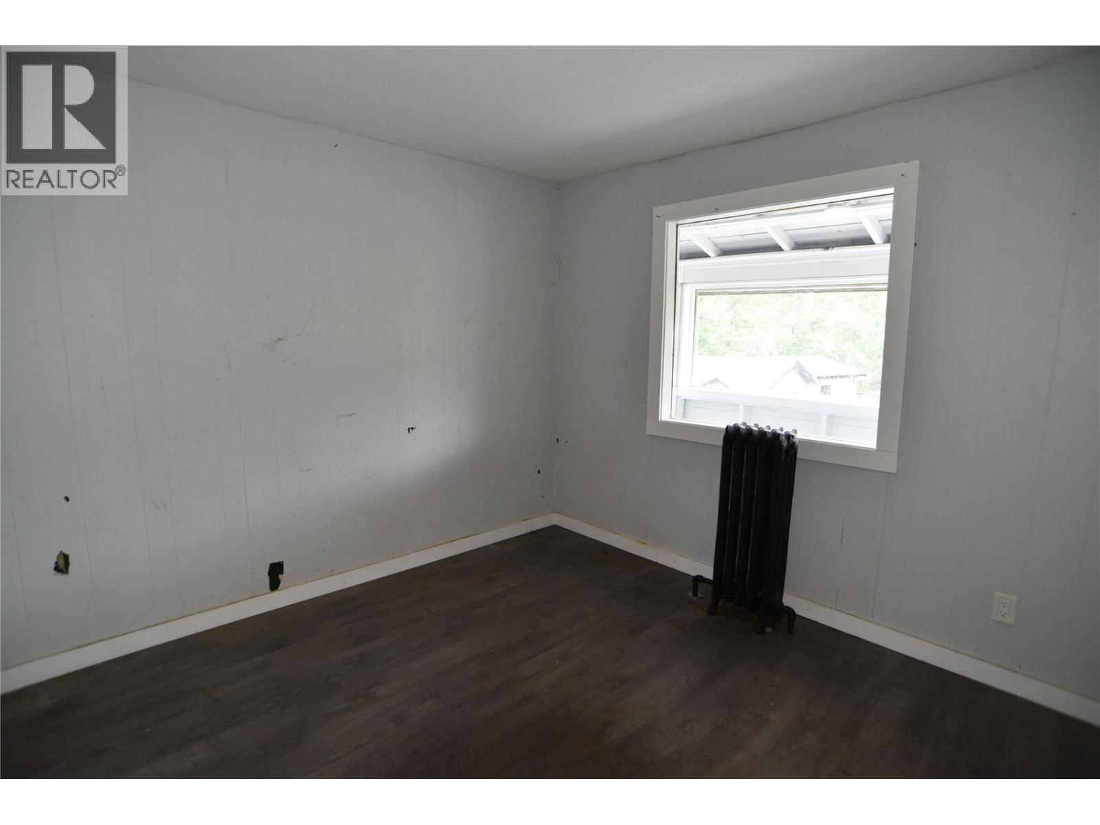 964 Mountain Street, Trail, British Columbia  V1R 3G5 - Photo 11 - 10372372