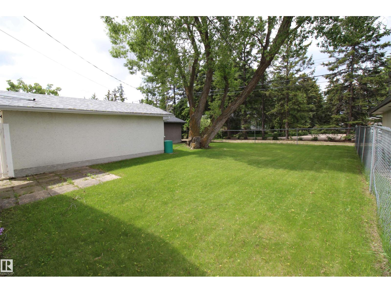 5504 56, Barrhead, Alberta  T7N 0A1 - Photo 10 - E4492912