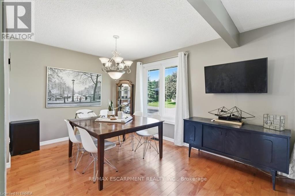 33 Edward Avenue, Brant, Ontario  N0E 1N0 - Photo 9 - X13427148