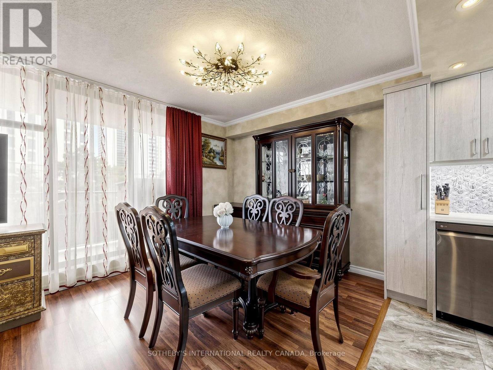 403 - 135 Marlee Avenue, Toronto, Ontario  M6B 4C6 - Photo 12 - W13426804