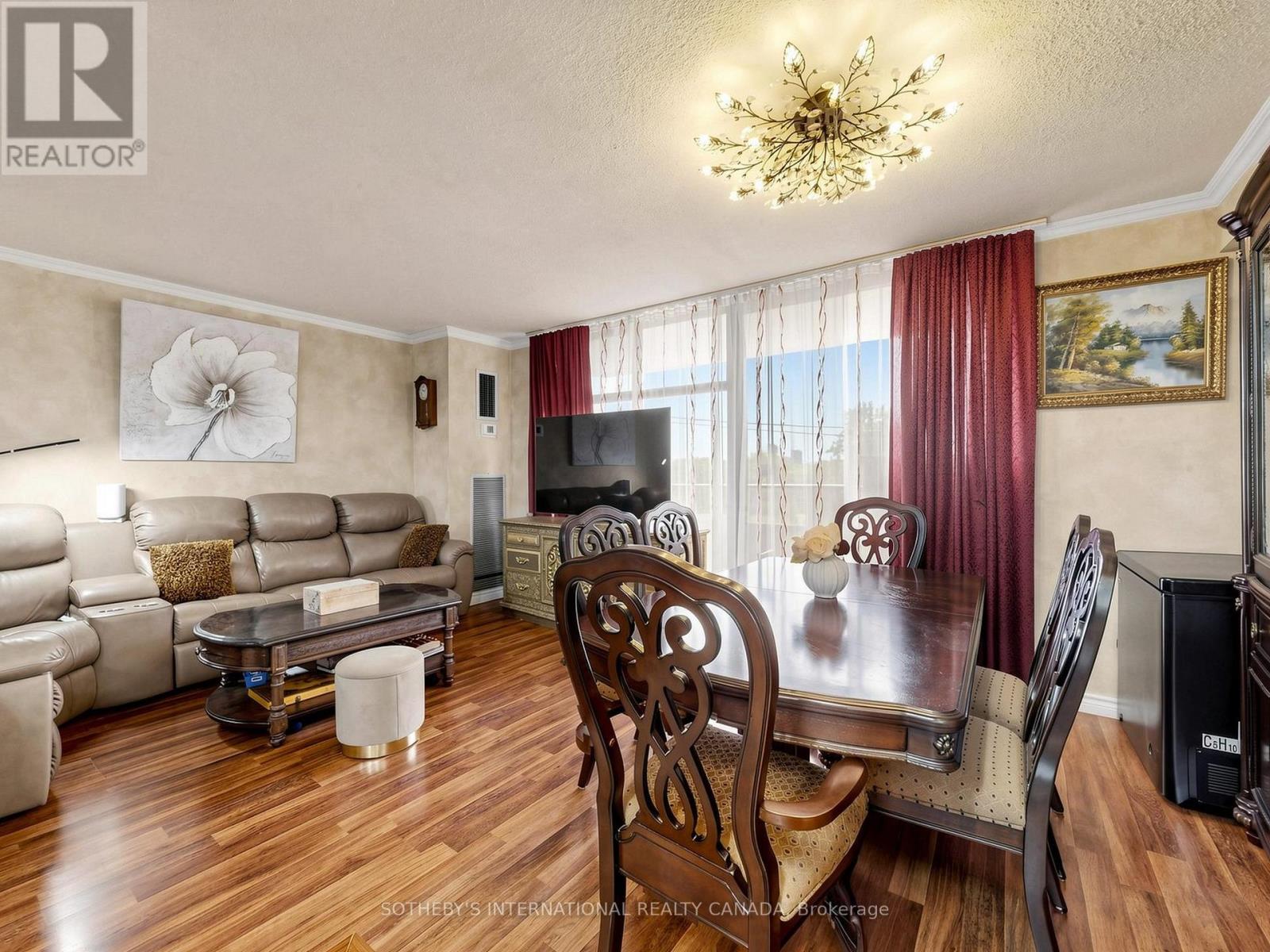 403 - 135 Marlee Avenue, Toronto, Ontario  M6B 4C6 - Photo 13 - W13426804