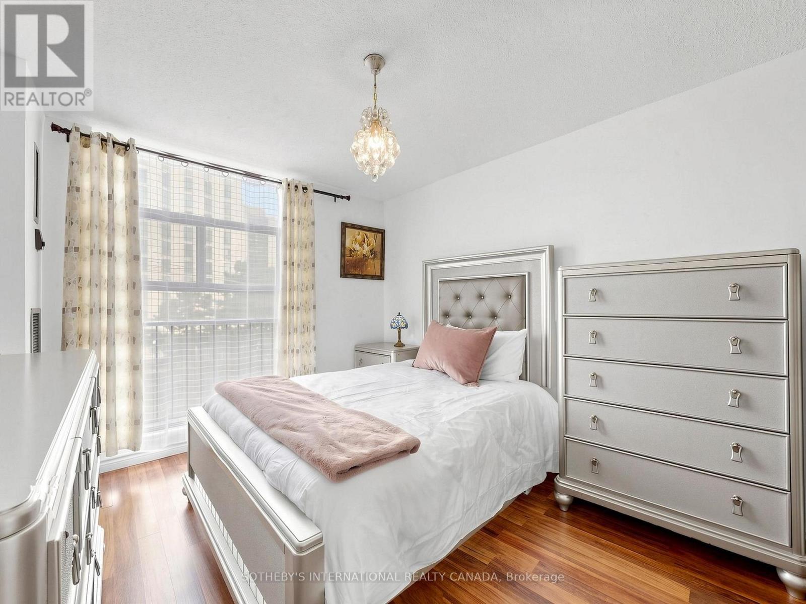 403 - 135 Marlee Avenue, Toronto, Ontario  M6B 4C6 - Photo 17 - W13426804
