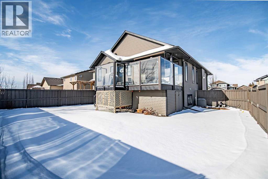 35 Bowman Circle, Sylvan Lake, Alberta  T4S 0H9 - Photo 4 - A2290557