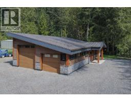 3070 MIDNIGHT WAY, Squamish, British Columbia