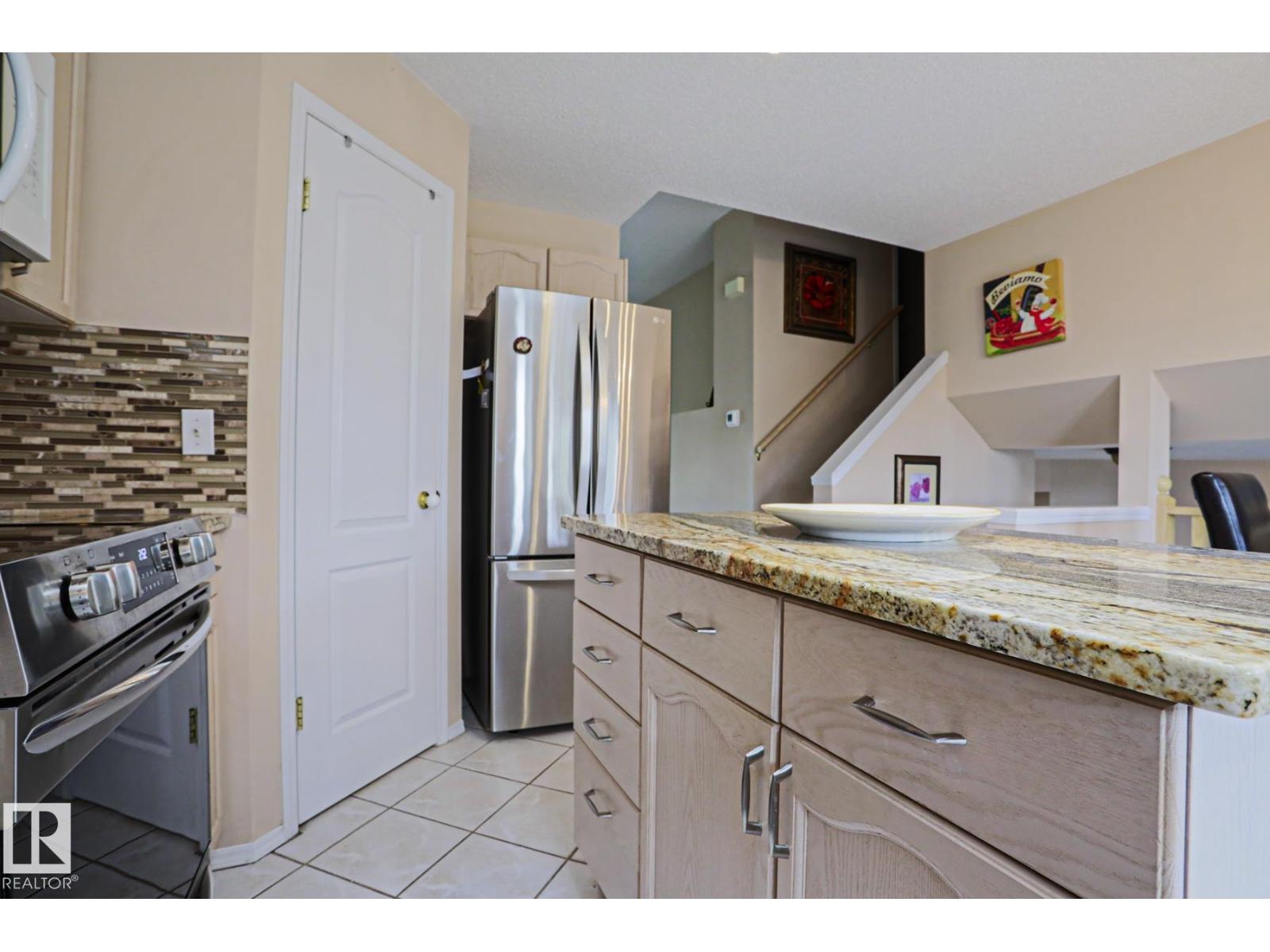 7716 154 Av NW, Edmonton, Alberta  T5Z 2Z2 - Photo 13 - E4492917