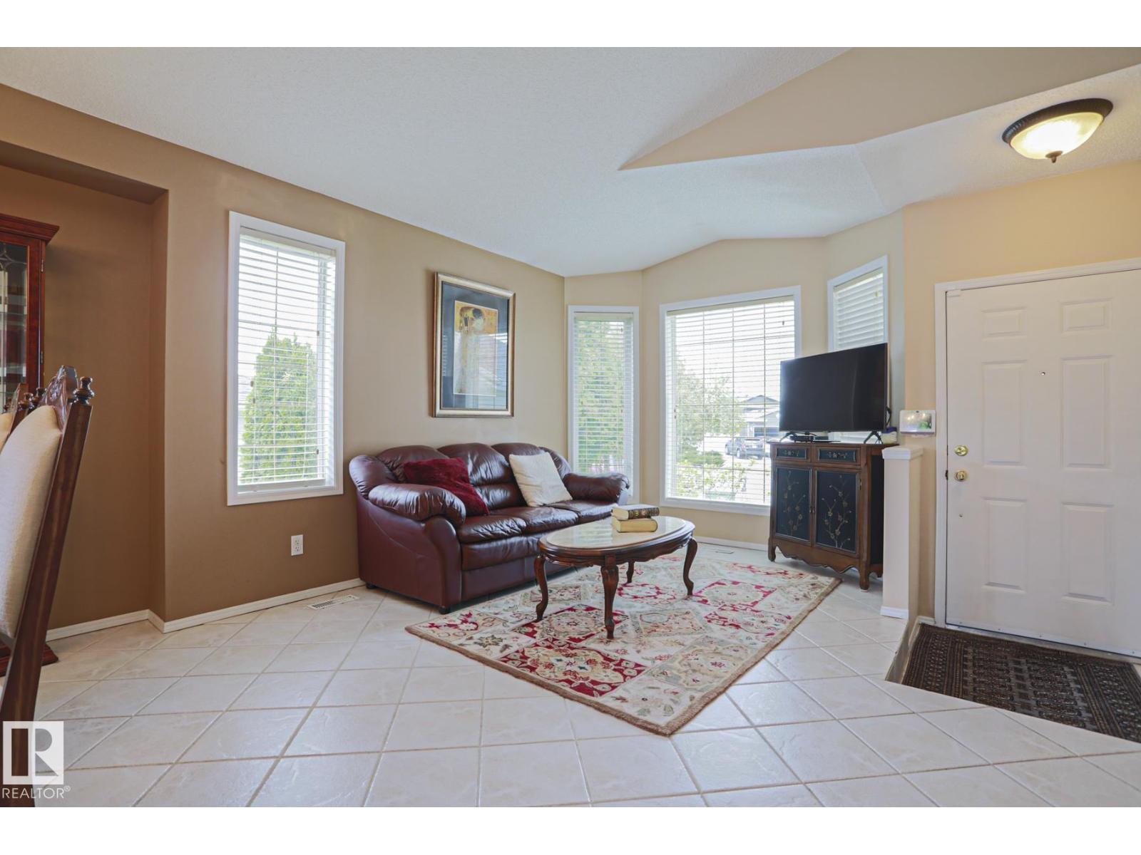 7716 154 Av NW, Edmonton, Alberta  T5Z 2Z2 - Photo 4 - E4492917
