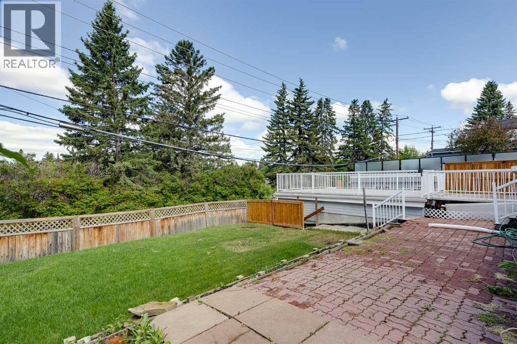 47 Clarendon Road NW, Calgary, Alberta  T2L 0P2 - Photo 35 - A2318269