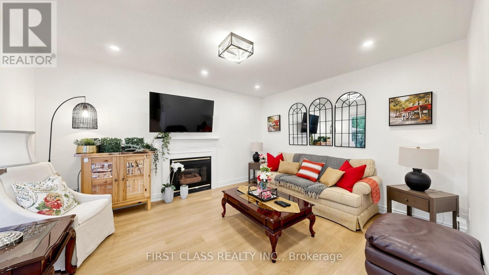 2407 East Gate Crescent, Oakville, Ontario  L6H 6L1 - Photo 19 - W13429352