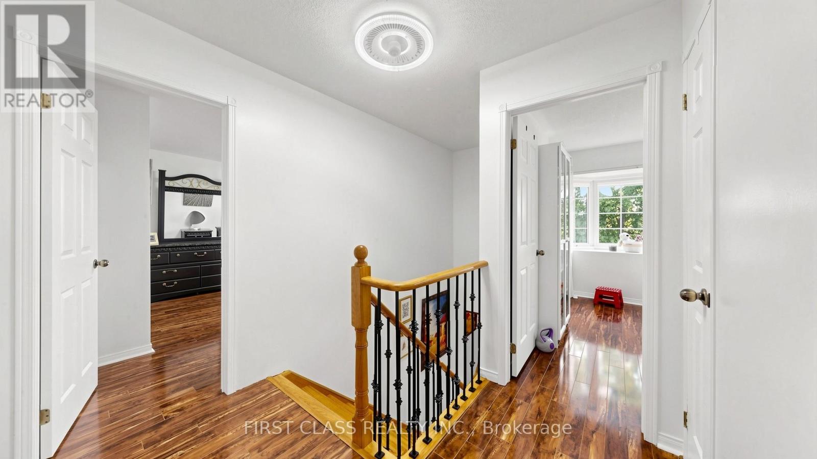 2407 East Gate Crescent, Oakville, Ontario  L6H 6L1 - Photo 29 - W13429352