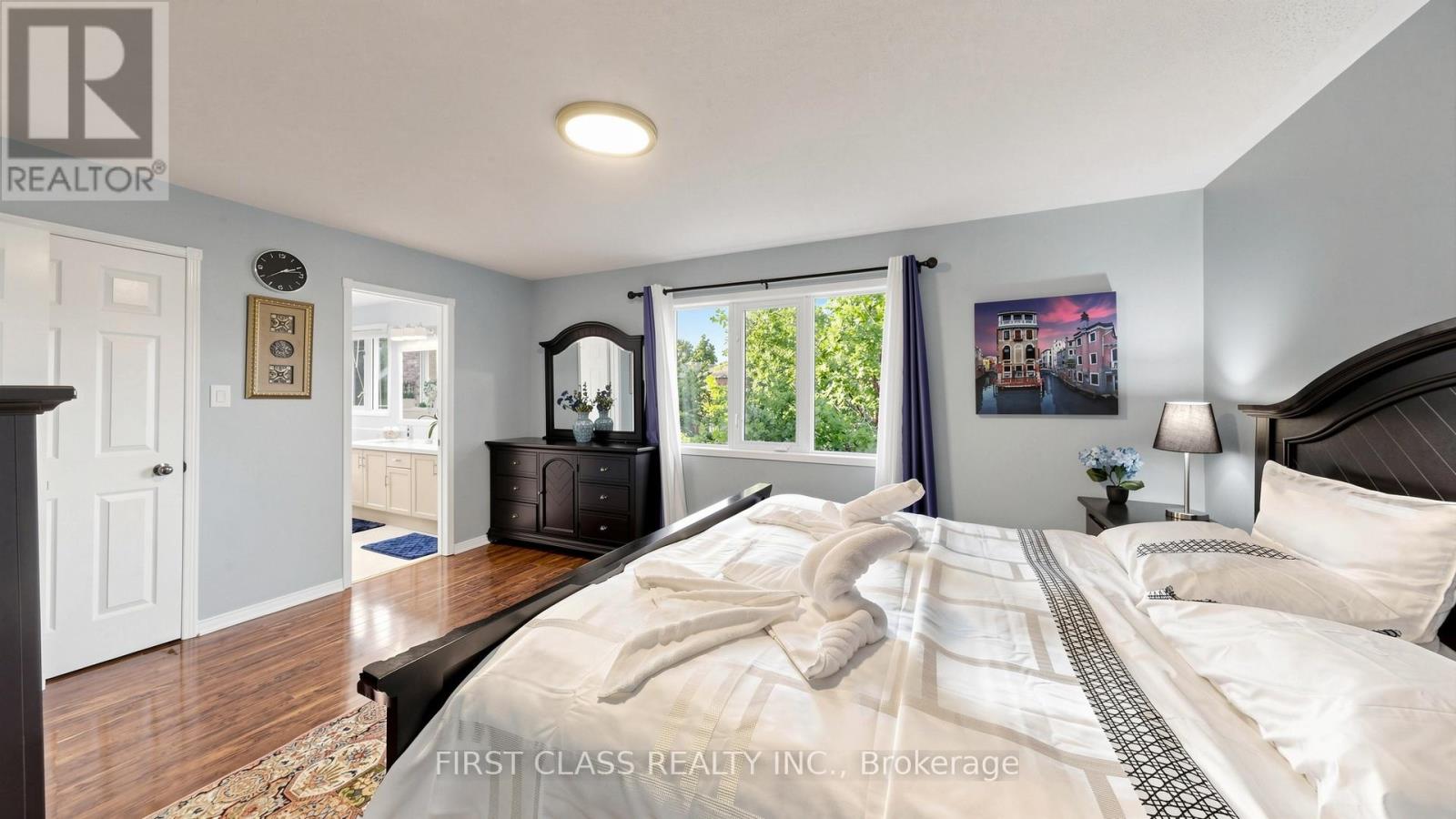 2407 East Gate Crescent, Oakville, Ontario  L6H 6L1 - Photo 32 - W13429352