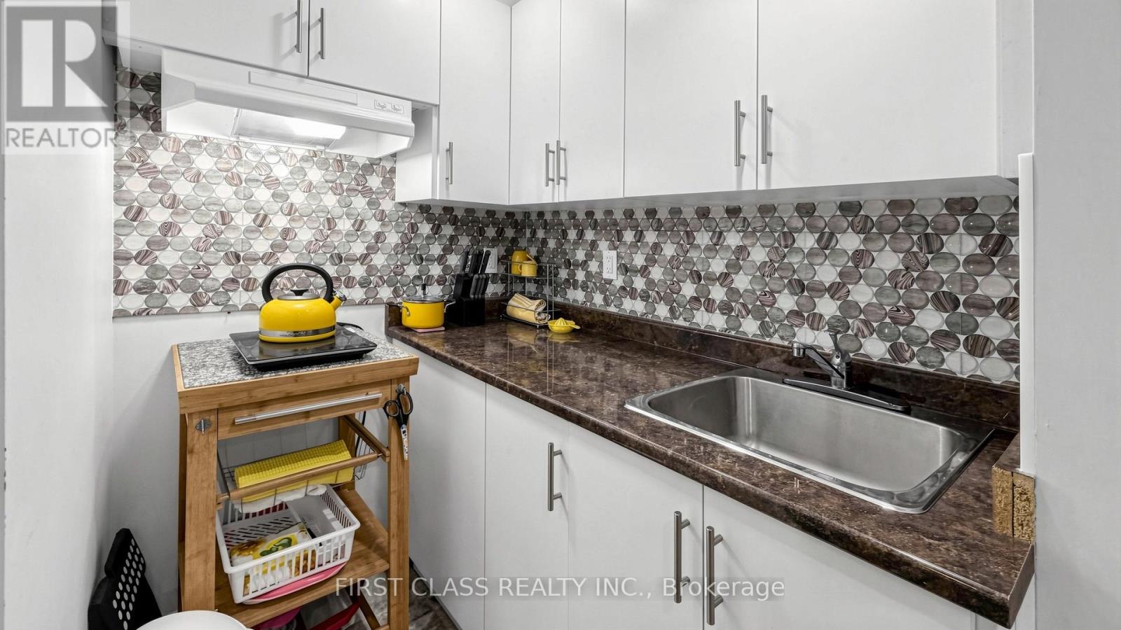 2407 East Gate Crescent, Oakville, Ontario  L6H 6L1 - Photo 43 - W13429352