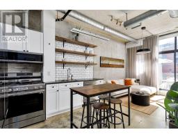 402 - 369 SORAUREN AVENUE, Toronto, Ontario