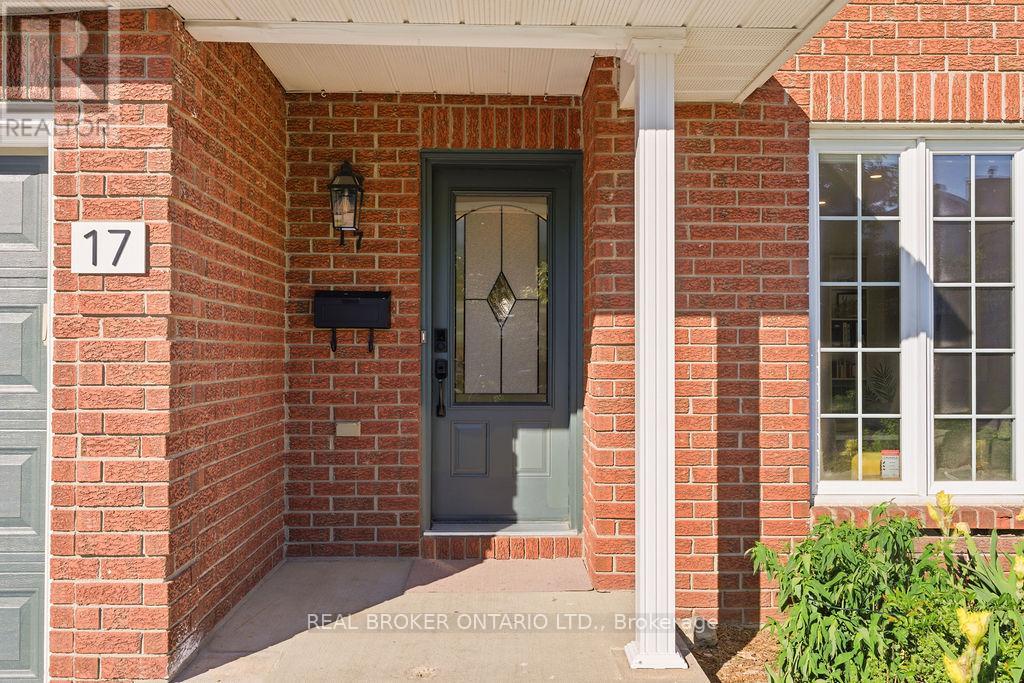 17 Notman Way, Ottawa, Ontario  K1G 4P6 - Photo 4 - X13429398
