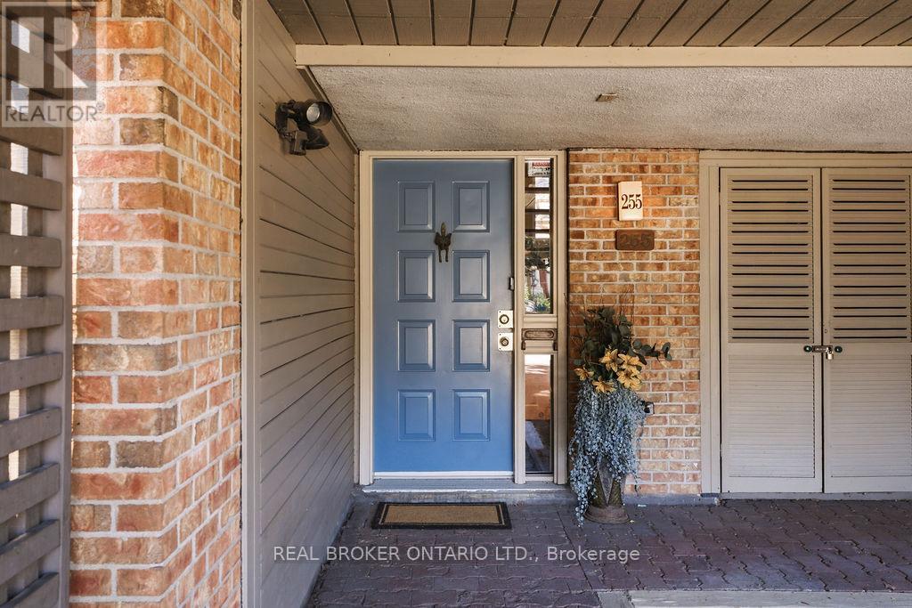 255 Bruyere Street, Ottawa, Ontario  K1N 5E5 - Photo 6 - X13429402
